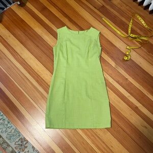 Green sleeveless dress